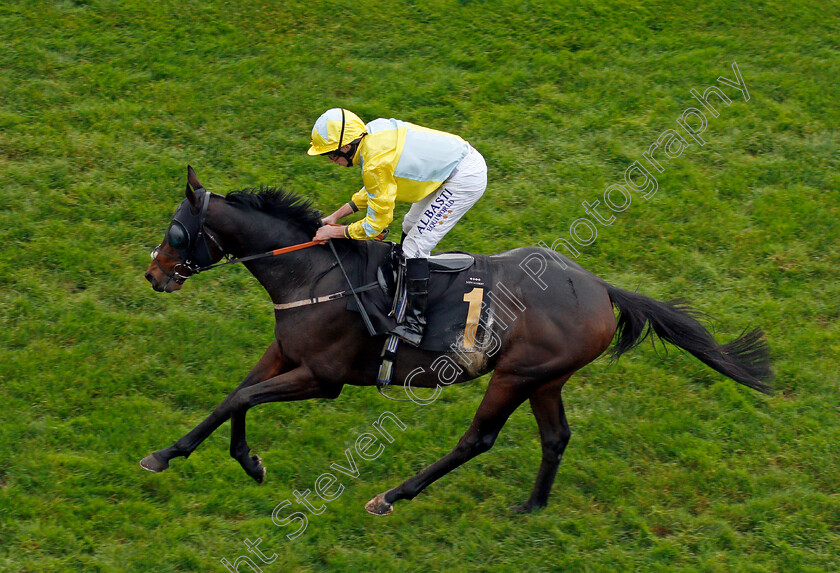 Solo-Saxophone-0006 
 SOLO SAXOPHONE (Ryan Moore) wins The Mansionbet Watch And Bet Handicap
Newmarket 30 Oct 2020 - Pic Steven Cargill / Racingfotos.com