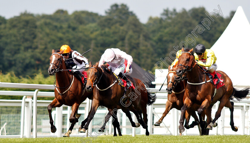 Jazeel-0001 
 JAZEEL (centre, Jamie Spencer) beats BERINGER (right) and HYANNA (left) in The George Lindon Travers Memorial Handicap
Sandown 5 Jul 2019 - Pic Steven Cargill / Racingfotos.com