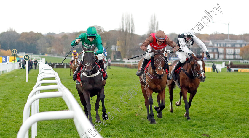 Dolphin-Square-0003 
 DOLPHIN SQUARE (centre, David Maxwell) beats CALL ME LORD (left, Ben Bromley) and WILDE ABOUT OSCAR (right) in The Pertemps Network Handicap Hurdle
Sandown 3 Dec 2022 - Pic Steven Cargill / Racingfotos.com