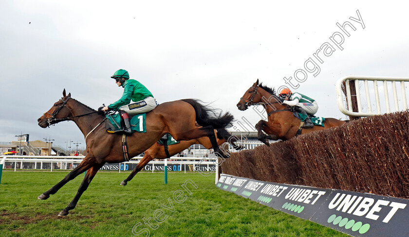 Matata-0004 
 MATATA (Sam Twiston-Davies) wins The Three Counties Christmas Handicap Chase
Cheltenham 17 Nov 2024 - Pic Steven Cargill / racingfotos.com