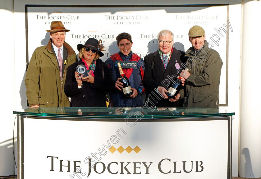 Datsalrightgino-0005 
 Presentation to Jamie Snowden, Gavin Sheehan and owners for The British EBF National Hunt Novices Hurdle won by DATSALRIGHTGINO
Cheltenham 10 Dec 2021 - Pic Steven Cargill / Racingfotos.com