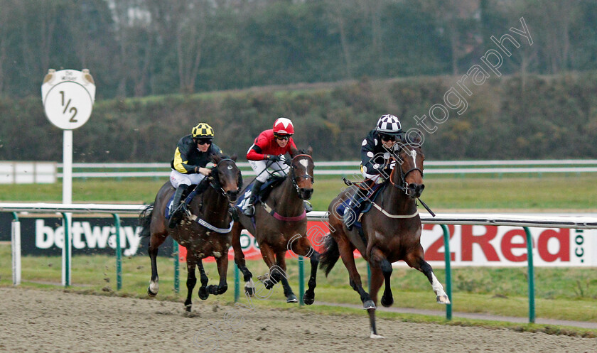 Strictly-Art-0001 
 STRICTLY ART (Jessica Cooley) wins The Betway Stayers Amateur Riders Handicap Lingfield 6 Dec 2017 - Pic Steven Cargill / Racingfotos.com