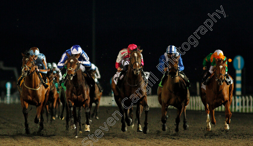 Group-One-Power-0001 
 GROUP ONE POWER (2nd left, Rob Hornby) beats ENDURED (centre) in The 32Red On The App Store Maiden Stakes Div2
Kempton 29 Jan 2020 - Pic Steven Cargill / Racingfotos.com