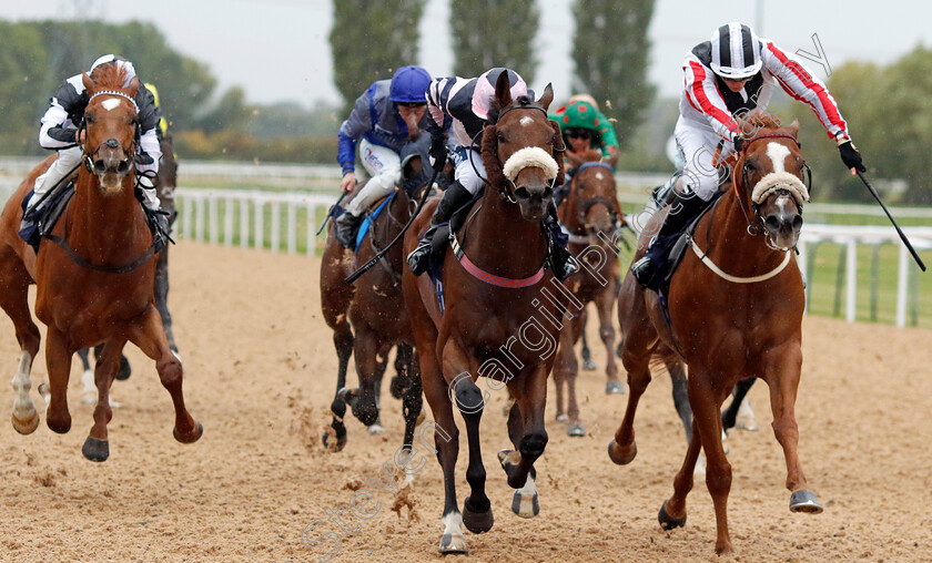 Dulla-Bhatti-0003 
 DULLA BHATTI (centre, Paul Mulrennan) beats VOLTAIC (right) in The Cazoo Handicap
Southwell 4 Oct 2022 - Pic Steven Cargill / Racingfotos.com