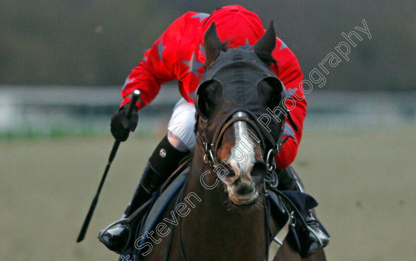 Perfect-Symphony-0004 
 PERFECT SYMPHONY (Oliver Stammers) wins The Betway Apprentice Handicap
Lingfield 10 Jan 2020 - Pic Steven Cargill / Racingfotos.com