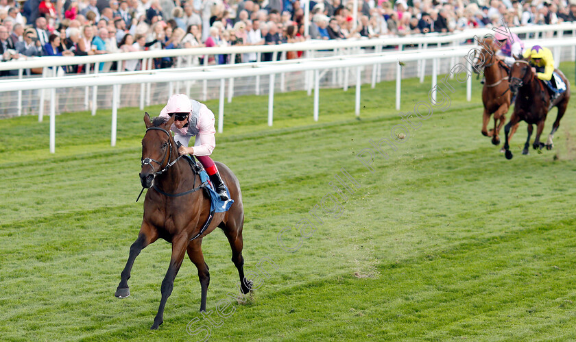 Lah-Ti-Dar-0003 
 LAH TI DAR (Frankie Dettori) wins The British EBF & Sir Henry Cecil Galtres Stakes
York 23 Aug 2018 - Pic Steven Cargill / Racingfotos.com