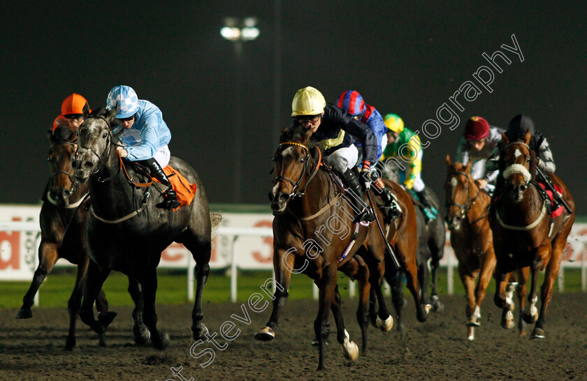 Yellowhammer-0003 
 YELLOWHAMMER (right, Kieran Shoemark) beats CRAFTY MADAM (left) in The 32Red Stallions Breeding Winners EBF Fillies Handicap Kempton 18 Oct 2017 - Pic Steven Cargill / Racingfotos.com