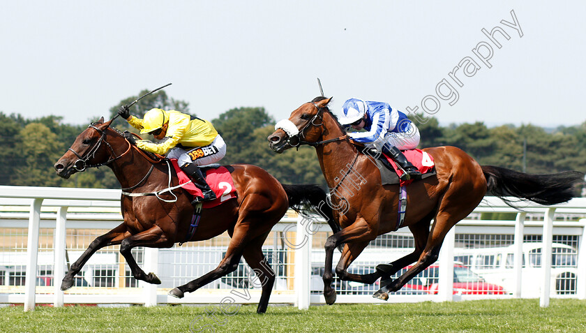 Arctic-Sound-0002 
 ARCTIC SOUND (Silvestre De Sousa) beats FOX TAL (right) in The Good Care Group British EBF Novice Stakes Div1
Sandown 6 Jul 2018 - Pic Steven Cargill / Racingfotos.com