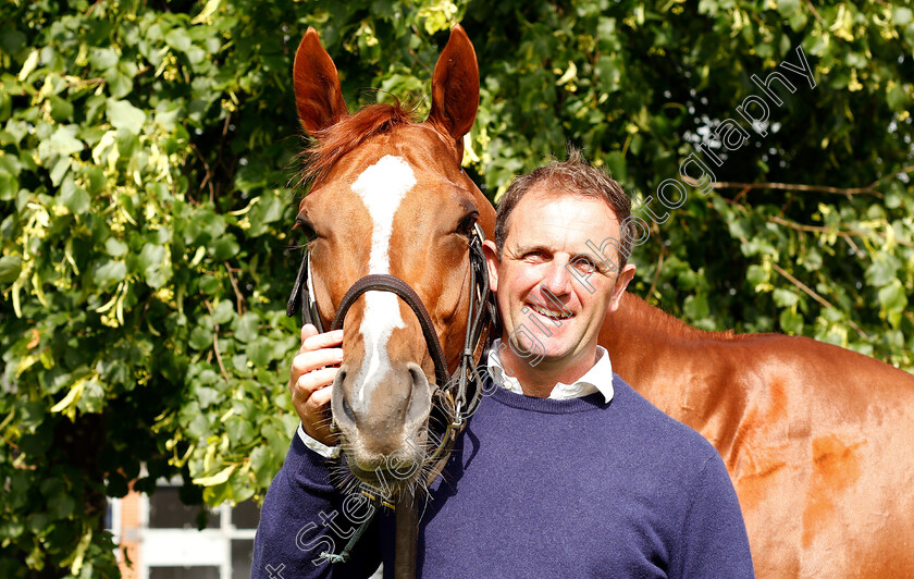 Masar-0004 
 MASAR and Charlie Appleby
Moulton Paddocks, Newmarket 28 Jun 2019 - Pic Steven Cargill / Racingfotos.com