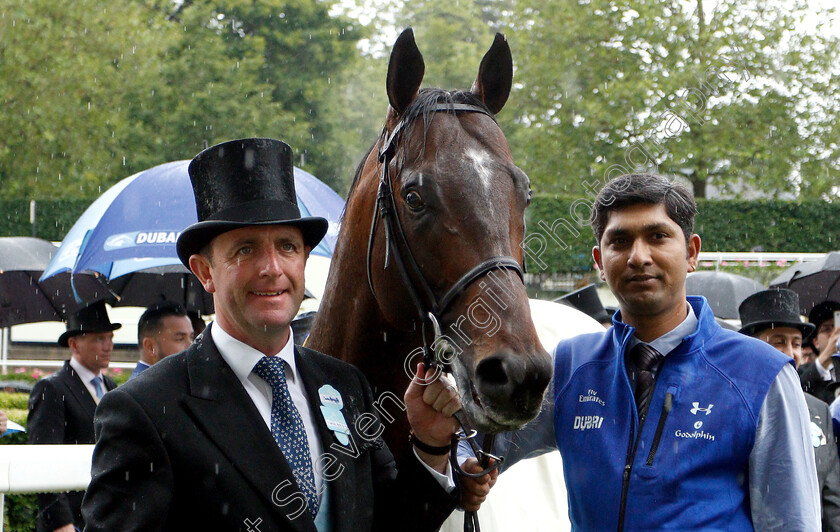 Blue-Point-0014 
 BLUE POINT with Charlie Appleby after The King's Stand Stakes
Royal Ascot 18 Jun 2019 - Pic Steven Cargill / Racingfotos.com