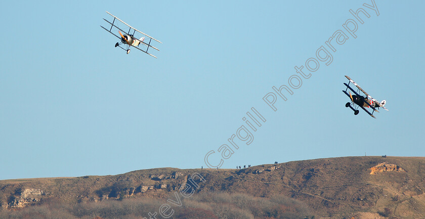 Dogfight-0008 
 World War I dogfight re-enactment takes place above Cheltenham Racecourse
18 Nov 2018 - Pic Steven Cargill / Racingfotos.com