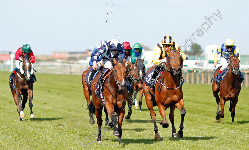 Blausee-0001 
 BLAUSEE (left, Tom Marquand) beats PERCY GREEN (right) in The Eagle Brewery Nursery
Yarmouth 17 Sep 2019 - Pic Steven Cargill / Racingfotos.com