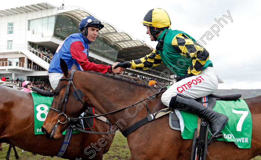 Lisnagar-Oscar-0008 
 LISNAGAR OSCAR (Adam Wedge) congratulated by Aidan Coleman on Paisley Park after The Paddy Power Stayers Hurdle
Cheltenham 12 Mar 2020 - Pic Steven Cargill / Racingfotos.com