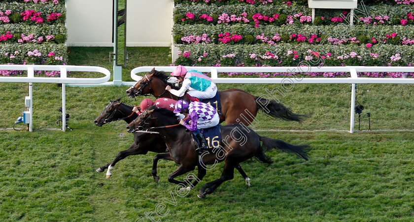 Baghdad-0002 
 BAGHDAD (centre, Andrea Atzeni) beats FIRST ELEVEN (farside) and CORGI (nearside) in The King George V Stakes
Royal Ascot 21 Jun 2018 - Pic Steven Cargill / Racingfotos.com