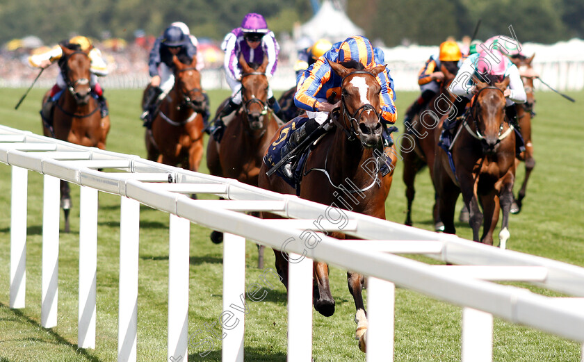 Magic-Wand-0001 
 MAGIC WAND (Ryan Moore) wins The Ribblesdale Stakes
Royal Ascot 21 Jun 2018 - Pic Steven Cargill / Racingfotos.com