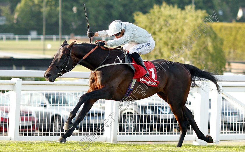 Dee-Ex-Bee-0004 
 DEE EX BEE (Silvestre De Sousa) wins The Matchbook VIP Henry II Stakes
Sandown 23 May 2019 - Pic Steven Cargill / Racingfotos.com