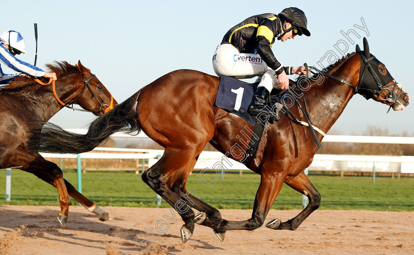 Absolutio-0006 
 ABSOLUTIO (Clifford Lee) wins The Ladbrokes Home Of The Odds Boost EBF Novice Stakes
Southwell 11 Dec 2018 - Pic Steven Cargill / Racingfotos.com