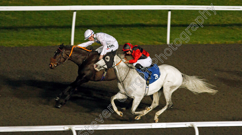 Epsom-Faithfull-0002 
 EPSOM FAITHFULL (farside, David Egan) beats SILVER SAMURAI (nearside) in The Unibet 3 Uniboosts A Day Handicap
Kempton 2 Mar 2022 - Pic Steven Cargill / Racingfotos.com