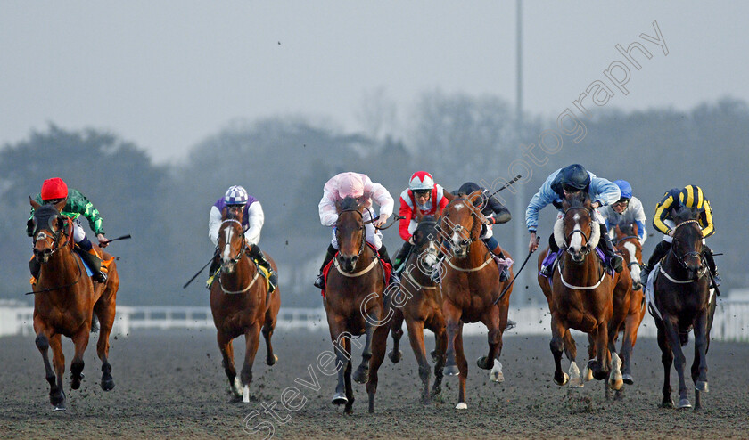 Coverham-0002 
 COVERHAM (2nd right, Luke Morris) beats BOUNTY PURSUIT (centre) FROZEN LAKE (3rd right) and SCREAMING GEMINI (left) in The 100% Profit Boost At 32Redsport.com Handicap Kempton 11 Apr 2018 - Pic Steven Cargill / Racingfotos.com