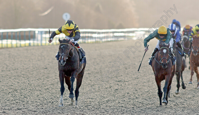 Island-Hideaway-0005 
 ISLAND HIDEAWAY (left, Shane Kelly) beats AGREED (right) in The Ladbrokes Home Of The Odds Boost Maiden Fillies Stakes
Lingfield 9 Dec 2019 - Pic Steven Cargill / Racingfotos.com