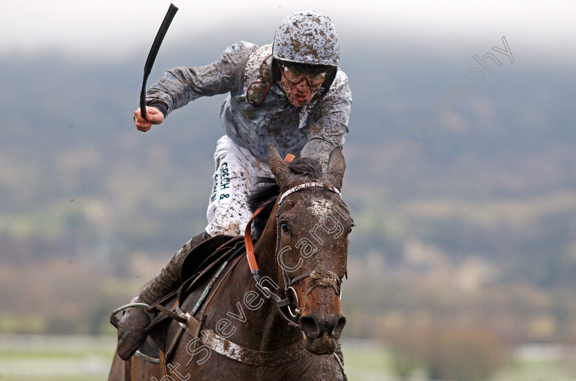 Santini-0005 
 SANTINI (Jeremiah McGrath) wins The Ballymore Classic Novices Hurdle Cheltenham 27 Jan 2018 - Pic Steven Cargill / Racingfotos.com