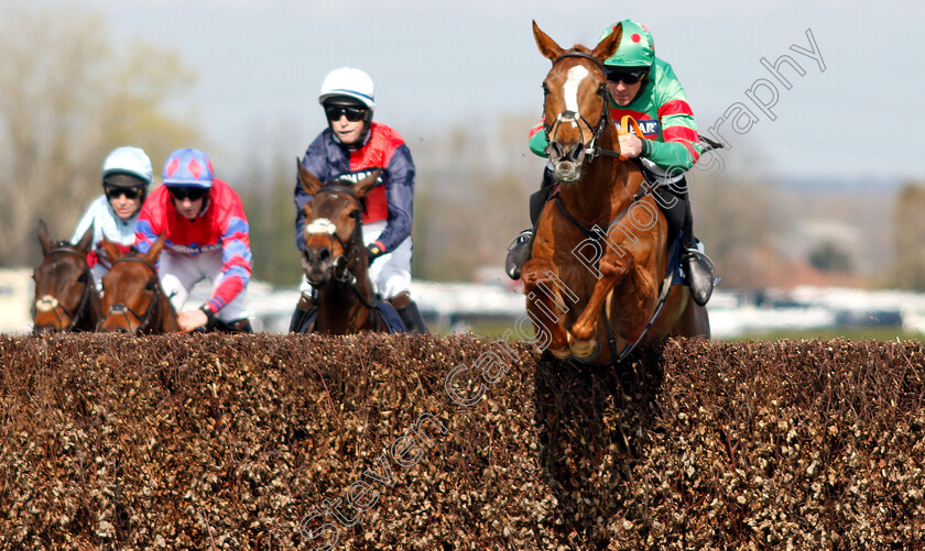 Ornua-0001 
 ORNUA (Davy Russell) wins The Doom Bar Maghull Novices Chase
Aintree 6 Apr 2019 - Pic Steven Cargill / Racingfotos.com