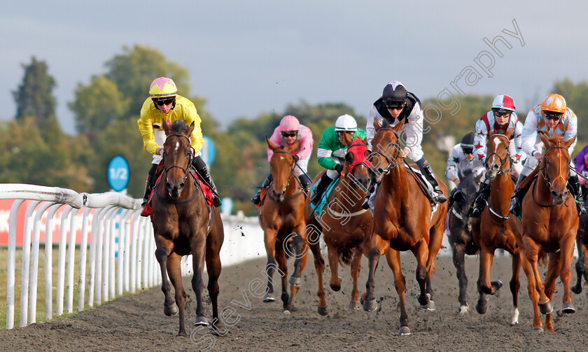 Dreamy-Rascal-0004 
 DREAMY RASCAL (Rossa Ryan) beats SPARKLING DIAMOND (centre) in The Matchbook Betting Podcast Nursery
Kempton 3 Sep 2019 - Pic Steven Cargill / Racingfotos.com