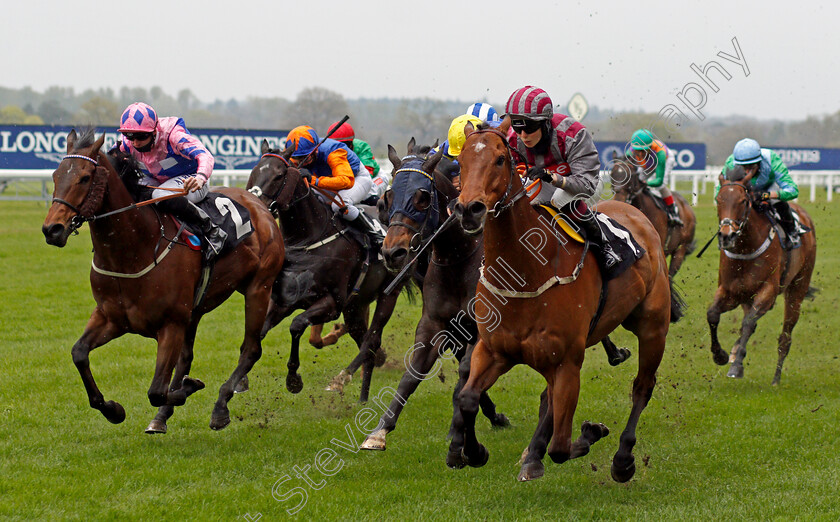 Pettochside-0006 
 PETTOCHSIDE (right, Saffie Osborne) beats HAN SOLO BERGER (left) in The Great Racing Welfare Cycle Handicap
Ascot 28 Apr 2021 - Pic Steven Cargill / Racingfotos.com