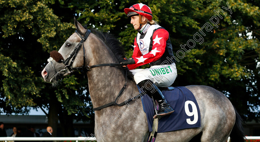 On-The-Line-0001 
 ON THE LINE (Josephine Gordon)
Newmarket 10 Aug 2018 - Pic Steven Cargill / Racingfotos.com