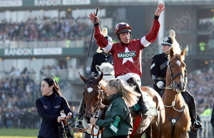 Tiger-Roll-0017 
 TIGER ROLL (Davy Russell) after The Randox Health Grand National 
Aintree 6 Apr 2019 - Pic Steven Cargill / Racingfotos.com