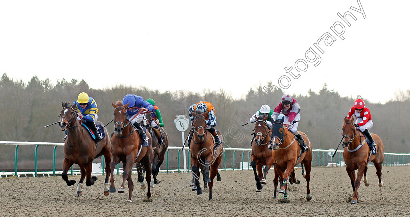 Dubai-One-0003 
 DUBAI ONE (2nd left, Oisin Murphy) beats KASBAH (left) and RECKLESS ENDEAVOUR (centre) in The Betway Sprint Handicap Lingfield 30 Dec 2017 - Pic Steven Cargill / Racingfotos.com