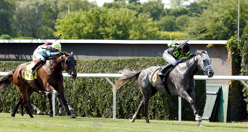 Bird s-Eye-View-0001 
 BIRD'S EYE VIEW (Jose Lezcano) wins Allowance Optional Claimer
Belmont Park 7 Jun 2018 - Pic Steven Cargill / Racingfotos.com