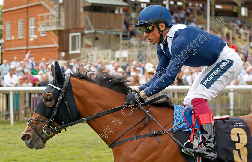 Commissioning-0008 
 COMMISSIONING (Frankie Dettori) wins The Turners British EBF Fillies Novice Stakes
Newmarket 30 Jul 2022 - Pic Steven Cargill / Racingfotos.com