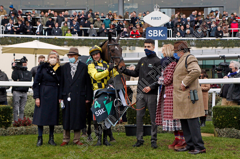 Shishkin-0028 
 SHISHKIN (Nico de Boinville) after The SBK Clarence House Chase
Ascot 22 Jan 2022 - Pic Steven Cargill / Racingfotos.com