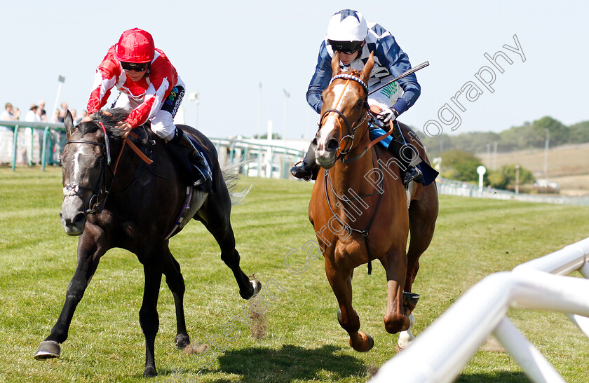 Matchmaking-0003 
 MATCHMAKING (right, Luke Morris) beats BERKSHIRE SPIRIT (left) in The mintbet.com 100% Casino Welcome Bonus Handicap
Brighton 3 Jul 2018 - Pic Steven Cargill / Racingfotos.com