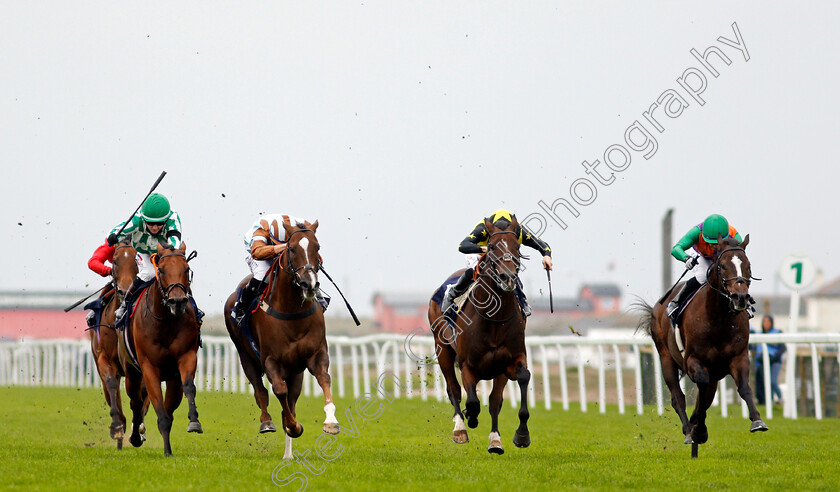 Caspian-Prince-0001 
 CASPIAN PRINCE (2nd left, Tom Marquand) beats TEXTING (left) BLUE DE VEGA (2nd right) and DASCHAS (right) in The Free Tips Daily On attheraces.com Handicap
Yarmouth 16 Sep 2020 - Pic Steven Cargill / Racingfotos.com