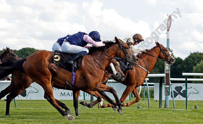 Don t-Joke-0004 
 DON'T JOKE (Aiden Brookes) beats PARIKARMA (left) in The muktubs.co.uk Apprentice Handicap
Nottingham 10 Aug 2021 - Pic Steven Cargill / Racingfotos.com