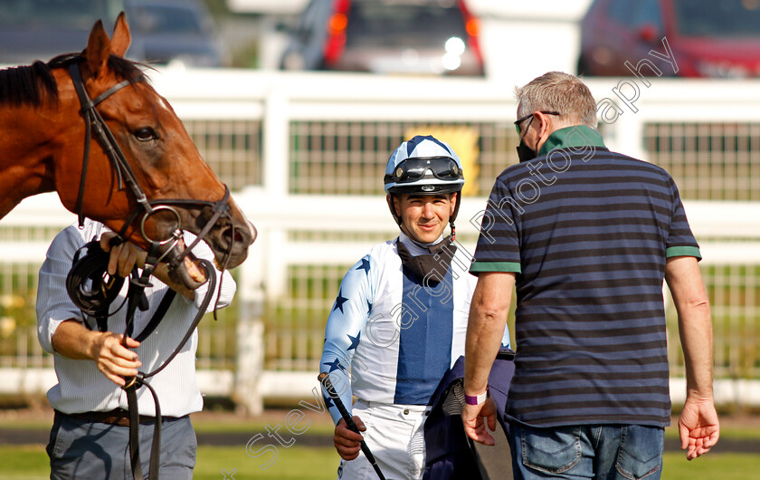 Marco-Ghiani-0011 
 MARCO GHIANI talks to Stuart Williams after riding EXCELLENT GEORGE 
Yarmouth 15 Sep 2020 - Pic Steven Cargill / Racingfotos.com