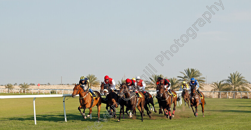 Bahrain-0004 
 Turning for home
Bahrain 22 Nov 2019 - Pic Steven Cargill / Racingfotos.com