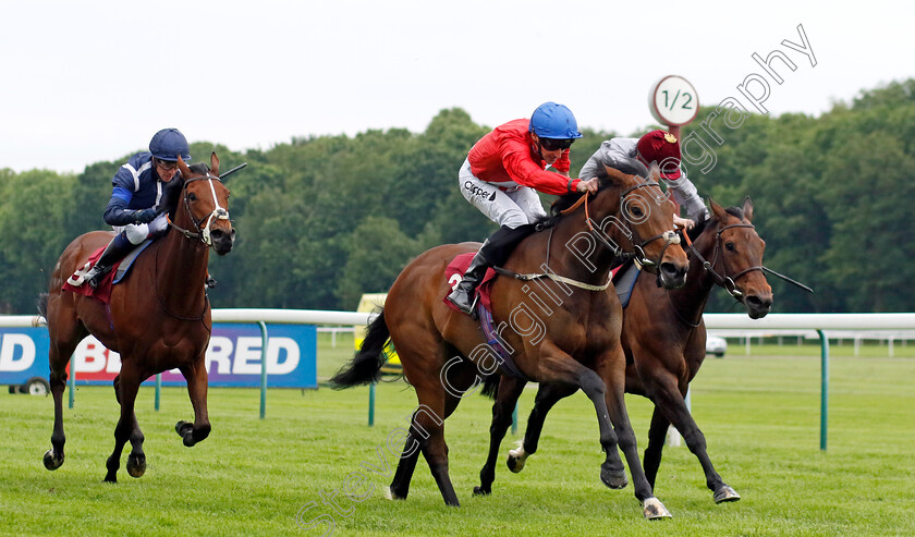 Never-Ending-0002 
 NEVER ENDING (Daniel Tudhope) beats DOHA (right) in The Betfred Macmillan Race Day Handicap
Haydock 24 May 2024 - Pic Steven Cargill / Racingfotos.com