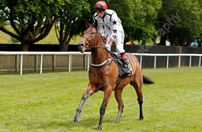 Shouldavbeenmore-0001 
 SHOULDAVBEENMORE (Adam Kirby)
Newmarket 26 Jun 2021 - Pic Steven Cargill / Racingfotos.com