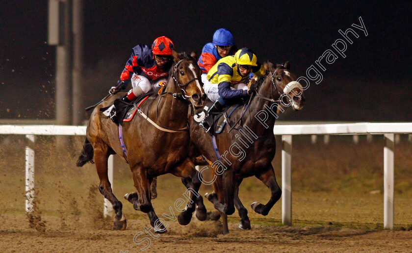 Ayr-Harbour-0002 
 AYR HARBOUR (right, Alistair Rawlinson) beats HOME BEFORE DUSK (left) in The tote.co.uk Now Streaming Every UK Race Handicap
Chelmsford 26 Nov 2020 - Pic Steven Cargill / Racingfotos.com