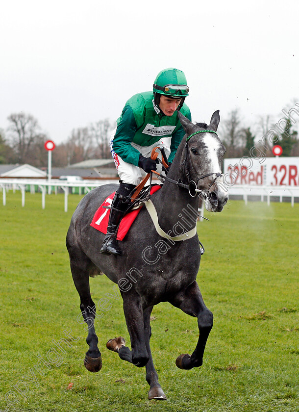 Salix-0001 
 SALIX (Daryl Jacob) Kempton 27 Dec 2017 - Pic Steven Cargill / Racingfotos.com