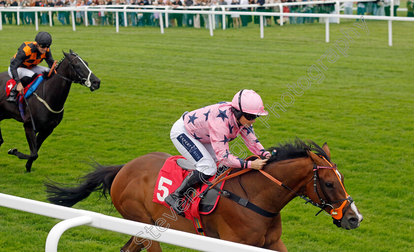 Global-Esteem-0002 
 GLOBAL ESTEEM (Becky Smith) wins The Aston Martin Amateur Jockeys Handicap
Sandown 8 Aug 2024 - Pic Steven Cargill / Racingfotos.com