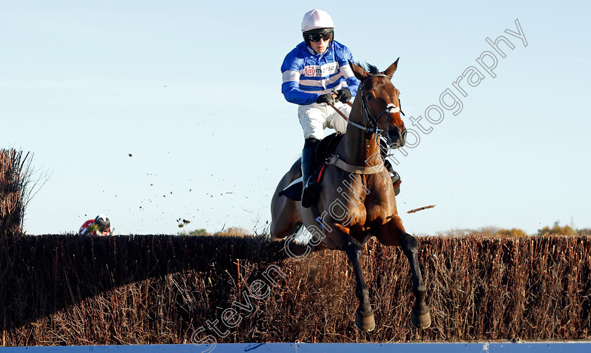 Pic-d Orhy-0001 
 PIC D'ORHY (Harry Cobden) wins The Nirvana Spa 1965 Chase
Ascot 25 Nov 2023 - Pic Steven Cargill / Racingfotos.com