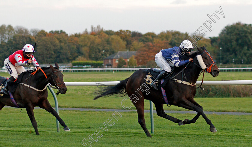 Born-To-Please-0002 
 BORN TO PLEASE (Harriet Tucker) wins The Mansionbet Watch And Bet AJA Amateur Jockeys' Handicap Div2
Nottingham 28 Oct 2020 - Pic Steven Cargill / Racingfotos.com