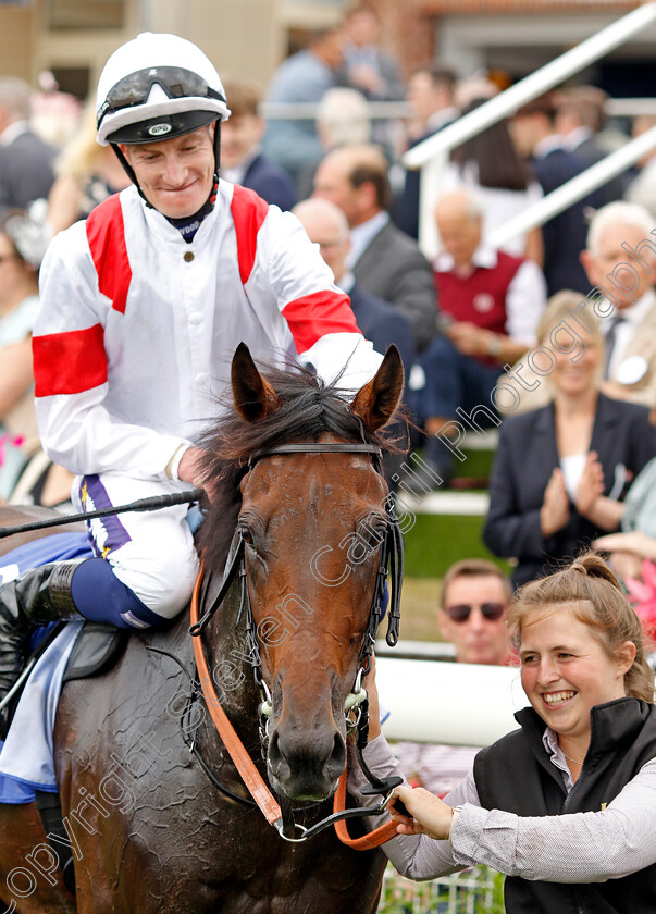 Deauville-Legend-0007 
 DEAUVILLE LEGEND (Daniel Muscutt) winner of The Sky Bet Great Voltigeur Stakes
York 17 Aug 2022 - Pic Steven Cargill / Racingfotos.com