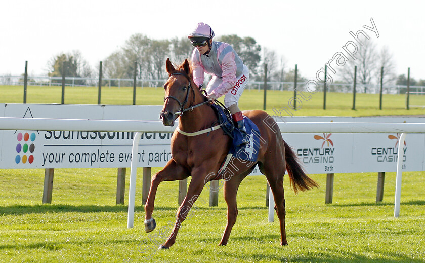 Jeanie-B-0001 
 JEANIE B (Franny Norton)
Bath 16 Oct 2019 - Pic Steven Cargill / Racingfotos.com