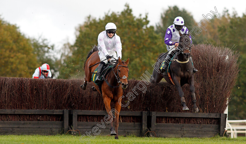 Young-Wolf-and-Canyon-City-0001 
 YOUNG WOLF (left, Jonjo O'Neill Jr) with CANYON CITY (right, Bryony Frost)
Fakenham 16 Oct 2020 - Pic Steven Cargill / Racingfotos.com