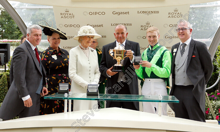 Settle-For-Bay-0010 
 Presentation by Princess Alexandra to the owners of SETTLE FOR BAY, trainer David Marnane (left) and jockey Billy Lee for The Royal Hunt Cup
Royal Ascot 20 Jun 2018 - Pic Steven Cargill / Racingfotos.com